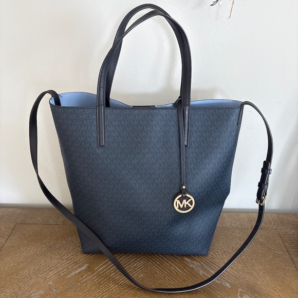 Michael Kors Large Hayley North South Logo Tote Handbag - Picture 1 of 6